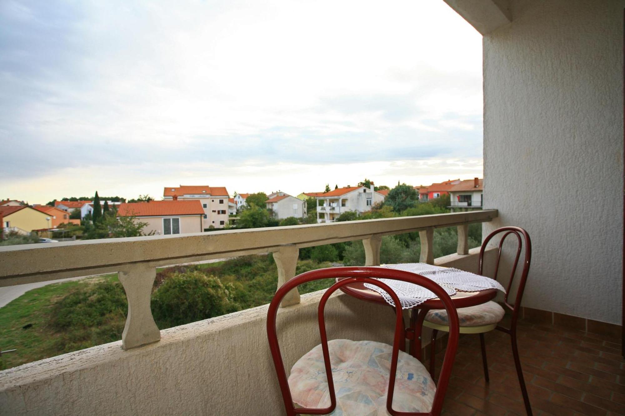 Apartment & Room Dinka, Krk Krk Town Eksteriør billede